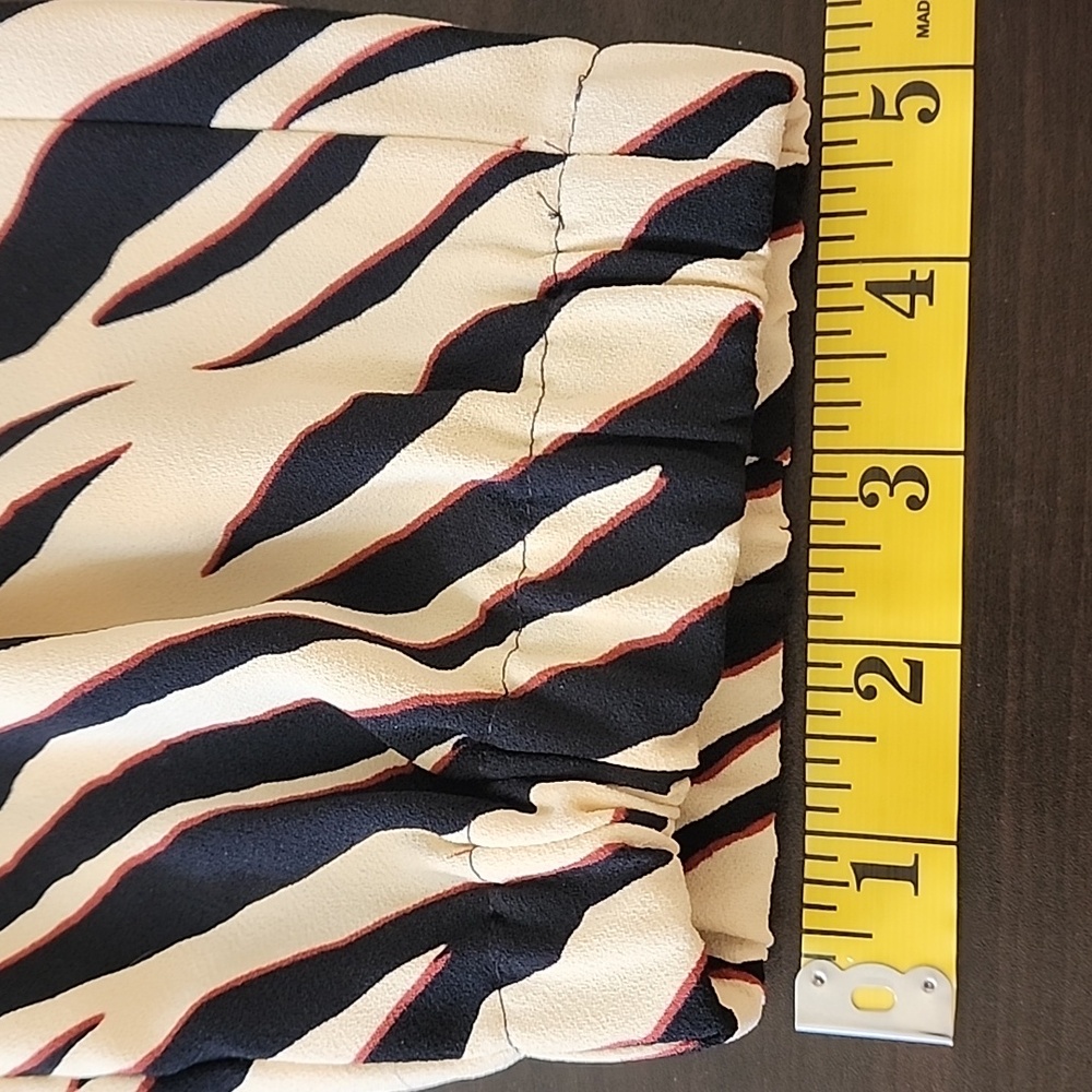 Express Black and Cream Zebra Print Cropped Pants - Picture 10 of 10